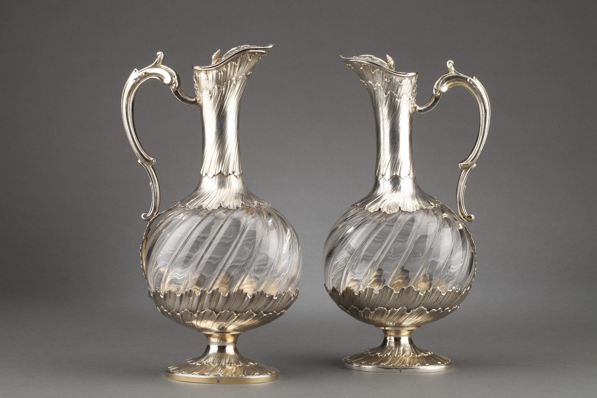 Goldsmith ODIOT - Pair of oblong crystal and vermeil ewers 19th century