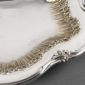 BOIN TABURET - Suite of four solid silver shell dishes from the 19th century