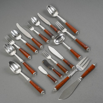 PETER & RAVINET D’ENFERT - 101 PIECE SOLID SILVER CUTLERY SET & BLOODJASPER HANDLES 20TH CENTURY