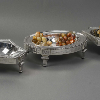 BOIN TABURET – THREE-PART TABLE CENTERPIECE SOLID SILVER LATE 19TH CENTURY