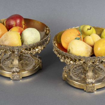 Bointaburet – Pair of silver-gilt cups - 19th century