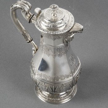 CARDEILHAC AMELIE (1904/1920) – Covered jug in solid silver, early 20th century