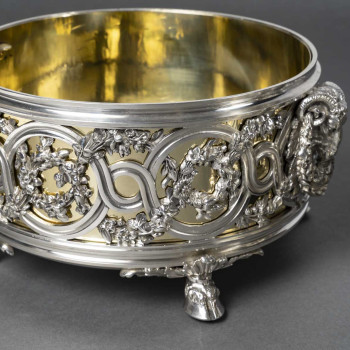 FROMENT-MEURICE Important solid silver centerpiece in three parts. 19th